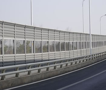 公路聲屏障